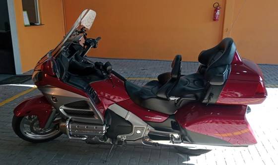 HONDA GL 1800 GOLD WING 